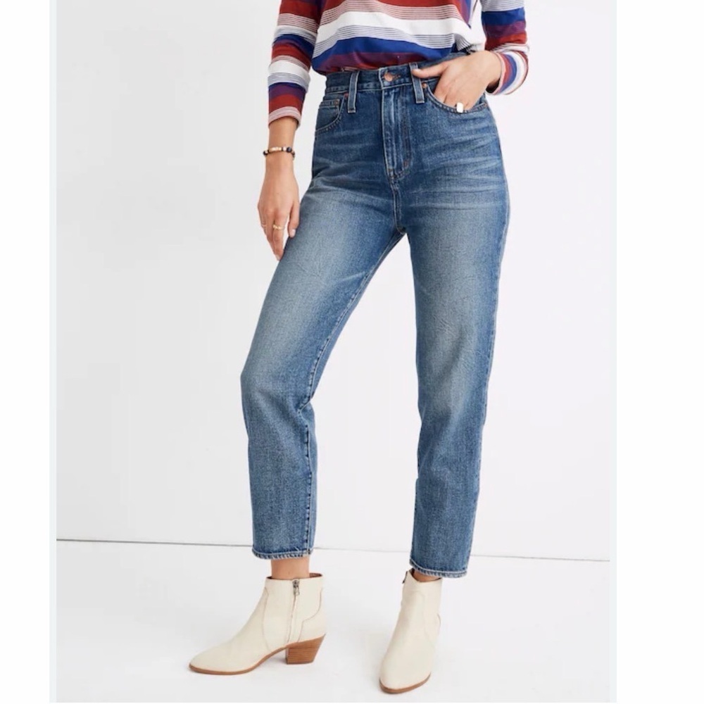 Madewell The Mom Jean Tapered Leg High Rise. Blue Size 26. #834